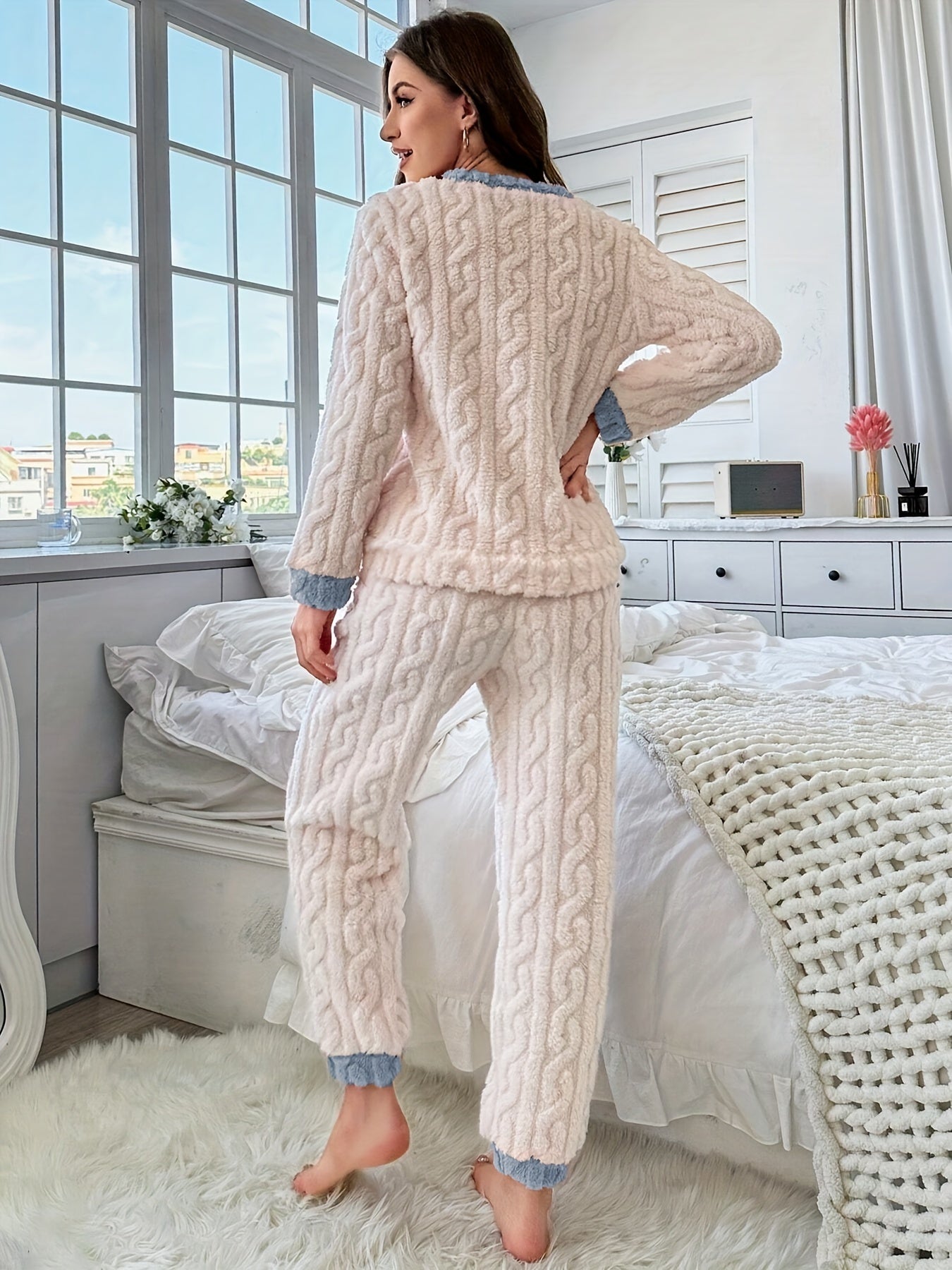 Women’s Fleece Pajama Set | Long Sleeve | Cozy Warmth for Winter | Polyester