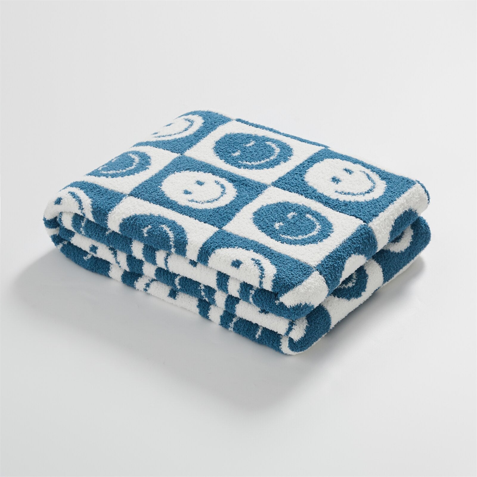 Taavita Blanket in Smile Pattern - Fun and Stylish Comfort Blanket