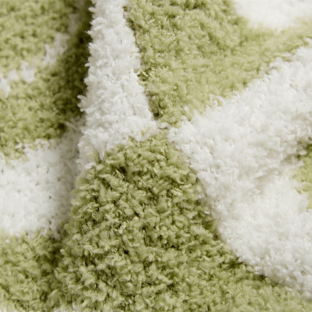Taavita Blanket in Smile Pattern - Fun and Stylish Comfort Blanket