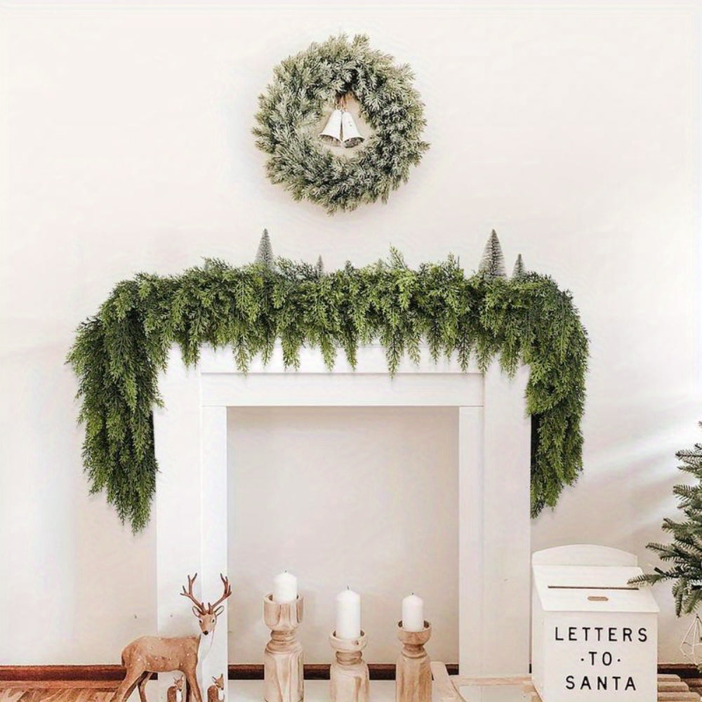 Elegant Holiday Garland with Faux Greenery for Versatile Decor