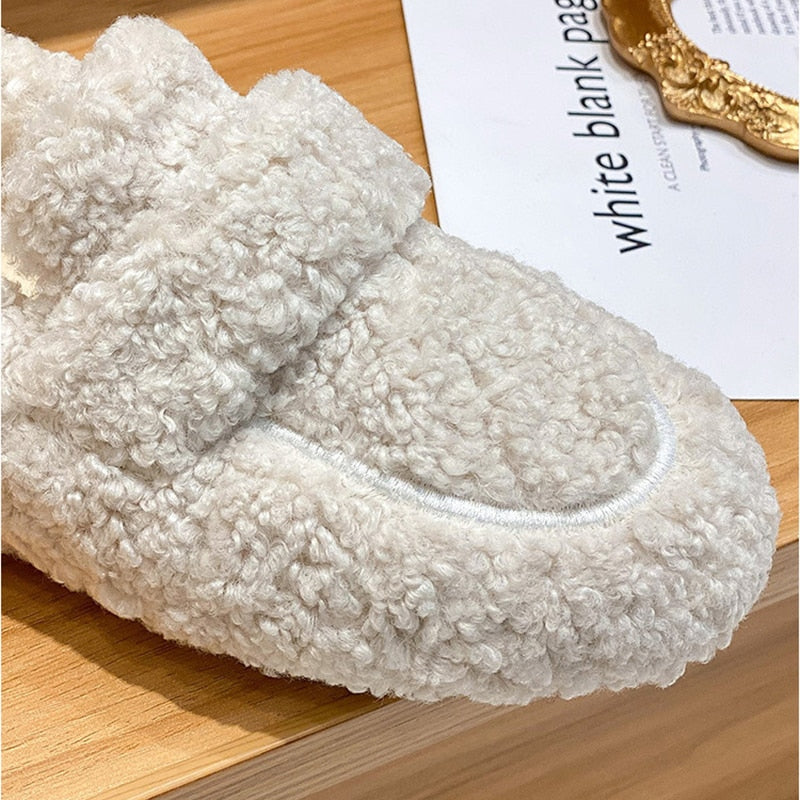 Women’s Plush Slippers | Soft Plush Fabric | Non-Slip Rubber Sole | Indoor Comfort and Warmth