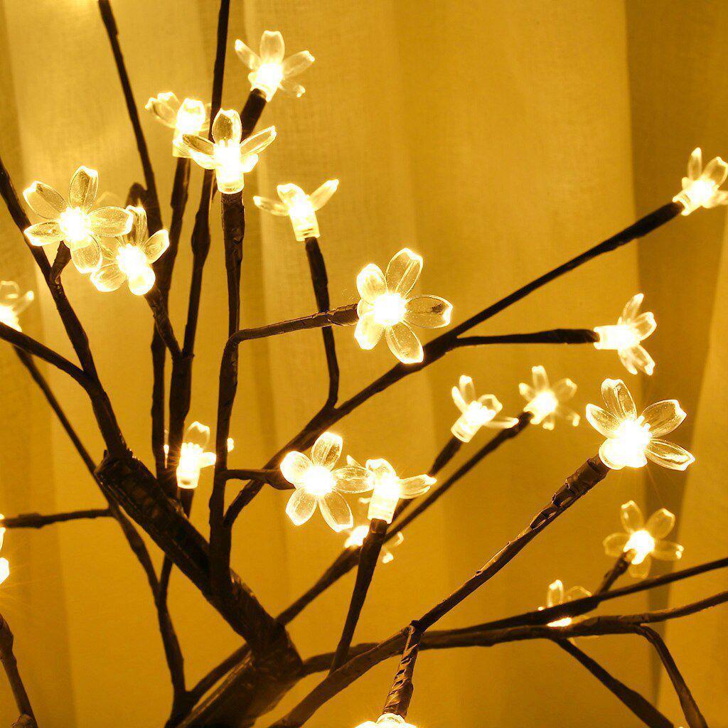 Cherry Blossom Table Lamp - Decorative LED Lamp
