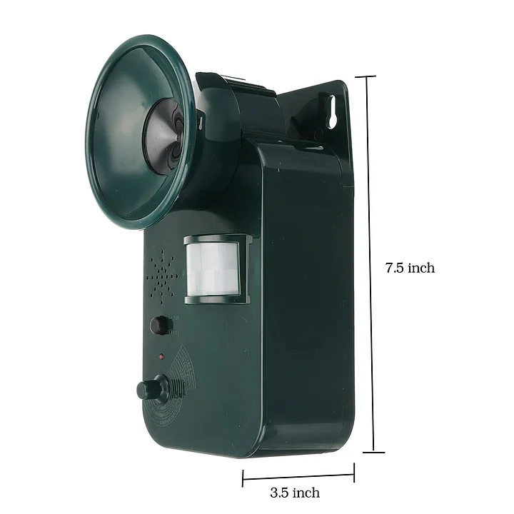 5000sqft Battery-Powered Ultrasonic Animal Deterrent with Motion Sensing