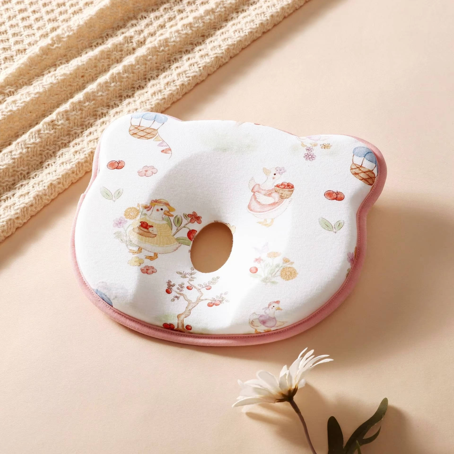 Gentle Head Support Pillow for Infants - Sweat-Wicking Comfort