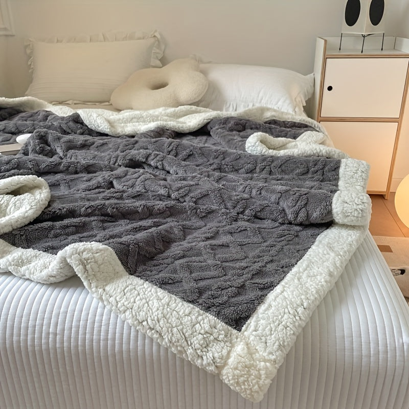 Taavita Reversible Fleece Blanket – Thick Sofa Blanket for Autumn and Winter Days