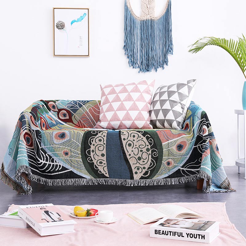 Reversible Peacock Print Blanket with Fringes