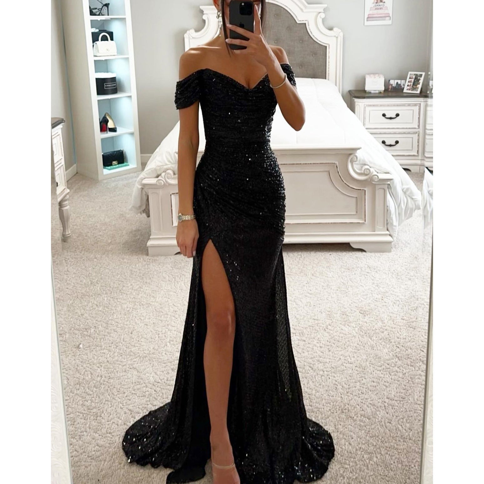 Women’s Evening Dress | Off-Shoulder Sequin Design | Front Slit & Fitted Cut | Elegant Formal Wear