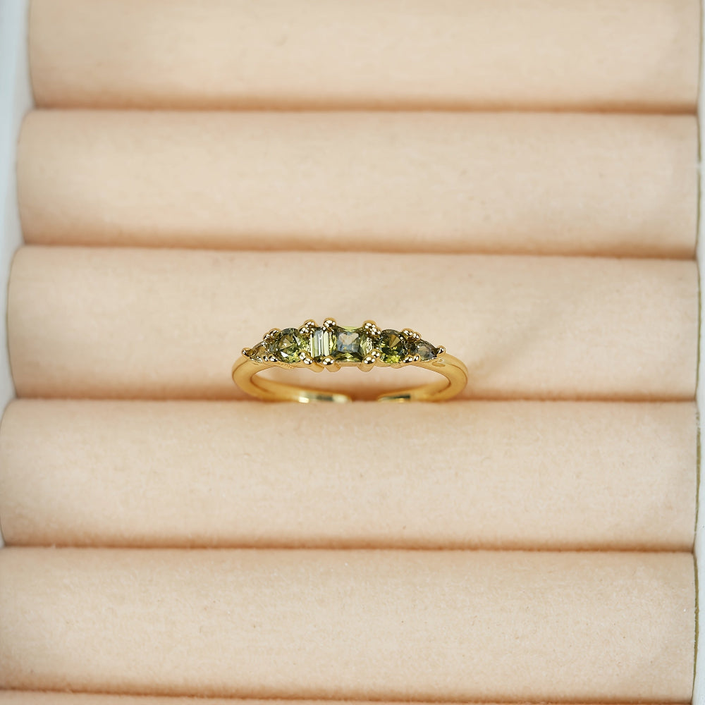 Stackable Elegance: Gold Ring Set with Dazzling Stones