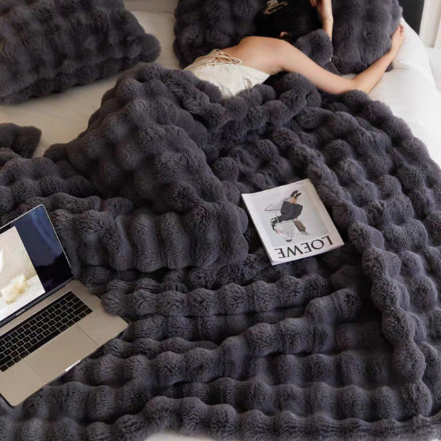 Faux Fur Blanket | Plush Bubble-Textured Design | Oversized Soft & Cozy | Comfortable Fit