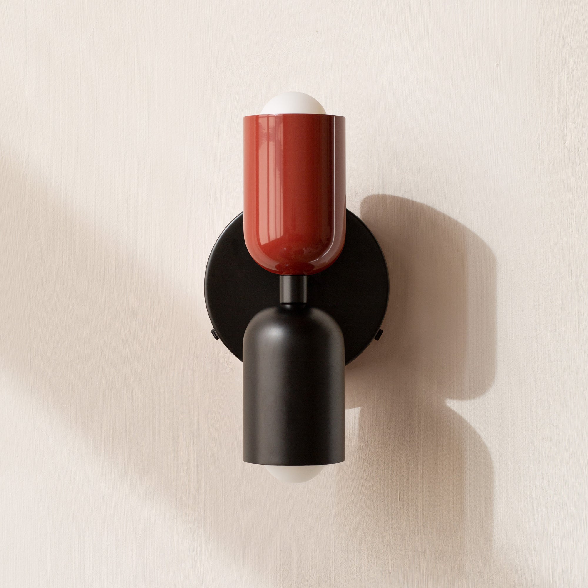 Vibrant Delight Wall Lamp for Chic Bedroom Styling