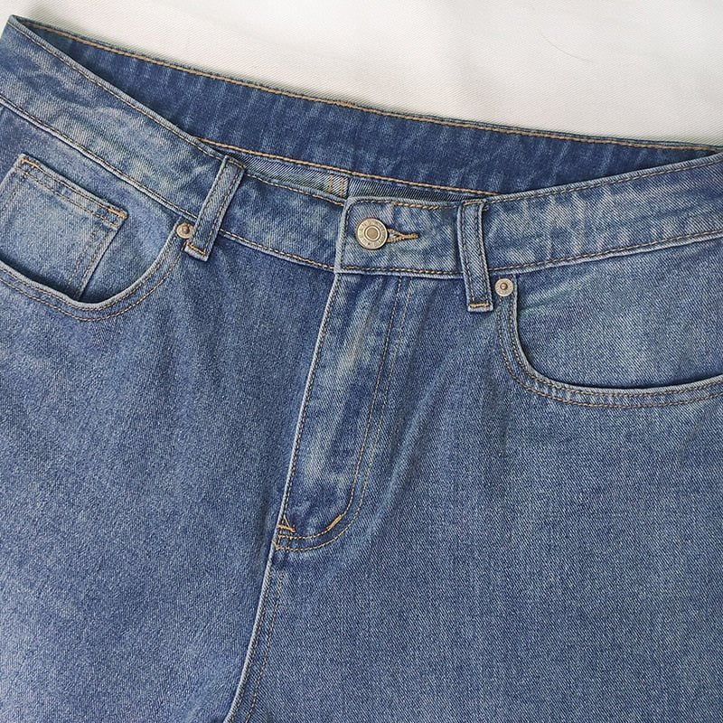 Women’s Wide-Leg Jeans | High-Waisted Cotton Denim | Loose Fit & Durable Design