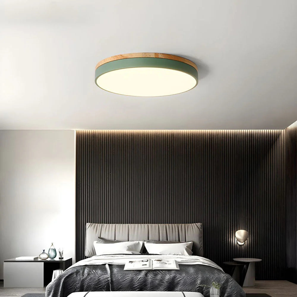 AuraGlow – Sleek Circular LED Ceiling Fixture