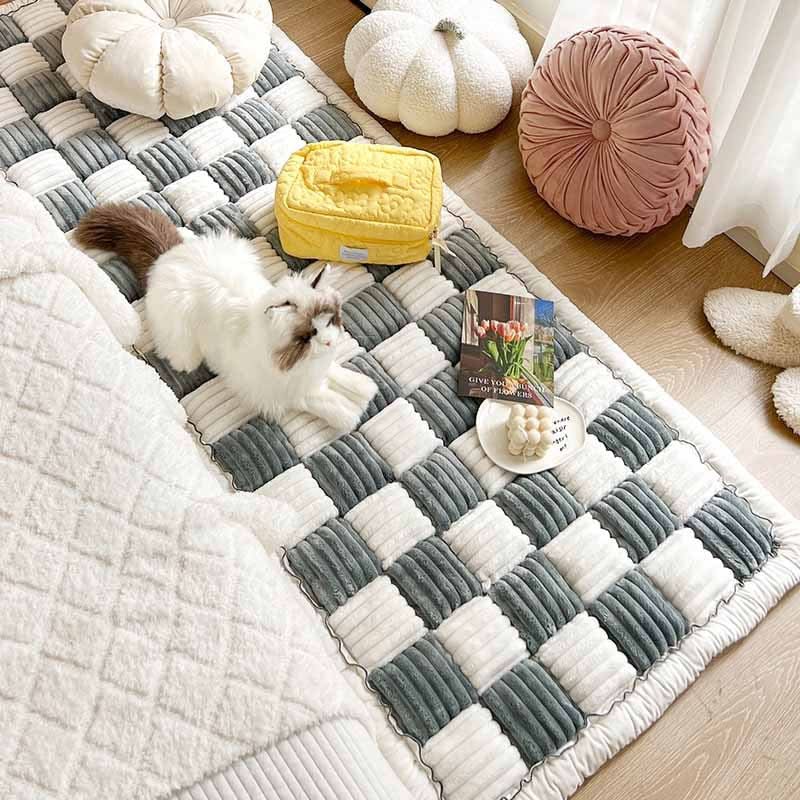 PawSafe Comfort Blanket for Pets with Non-Slip Design