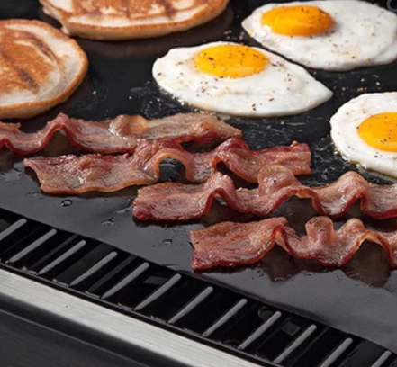 Set of 2 Non-Stick Grilling Mats – Effortless Cleanup with No Residue