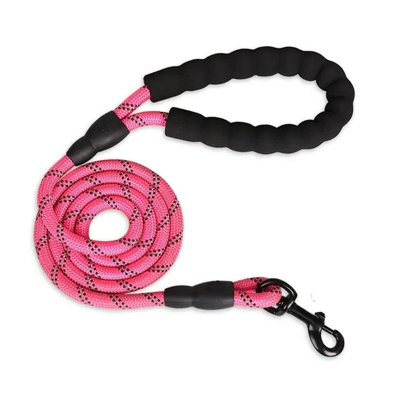 High-Visibility Dog Leash with Ergonomic Grip