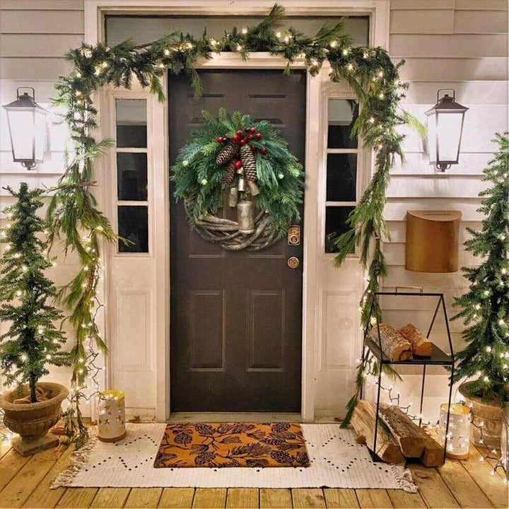 Chic Holiday Wreath with Handcrafted Vine and Dried Flowers