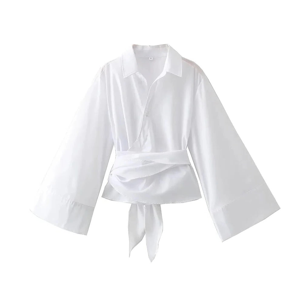 Chic Blouse with Elegant Bow Tie Detail