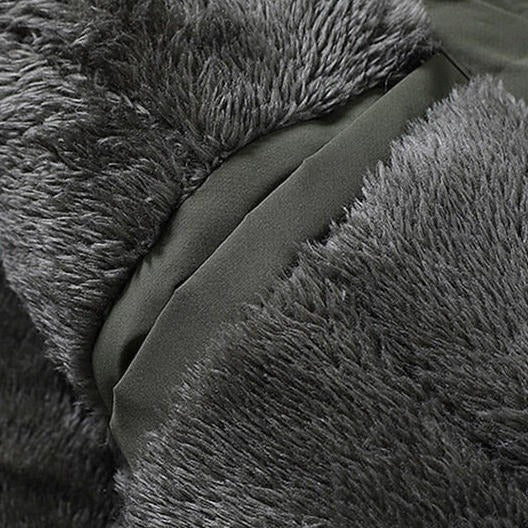 Men's Insulated Fleece Jacket with Secure Zipper Pockets