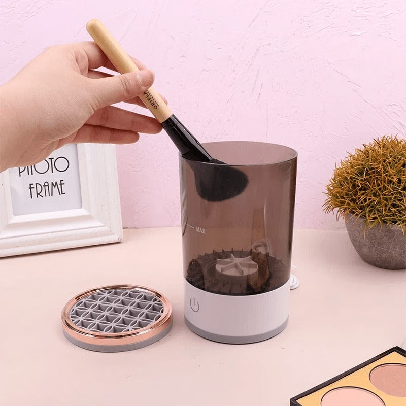 Smart Makeup Brush Cleaner with Quick Drying Feature
