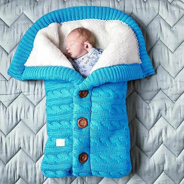 Plush Comfort Blanket for Infants - Wind Resistant & Warm