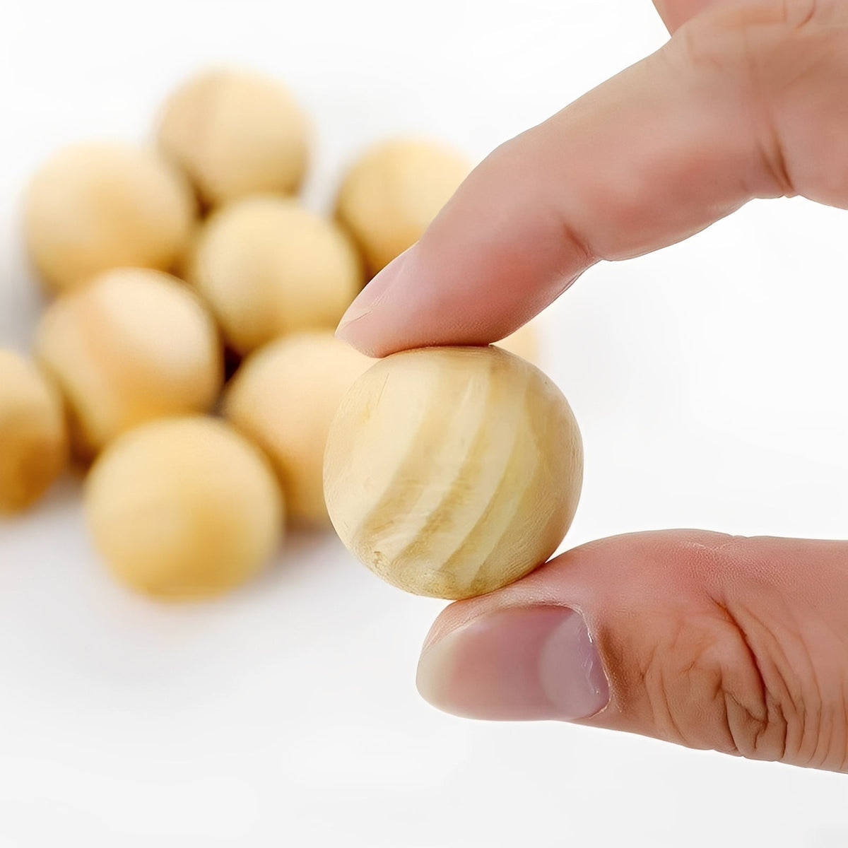 Natural Cedar Scented Moth Deterrent Balls for Closet Freshness