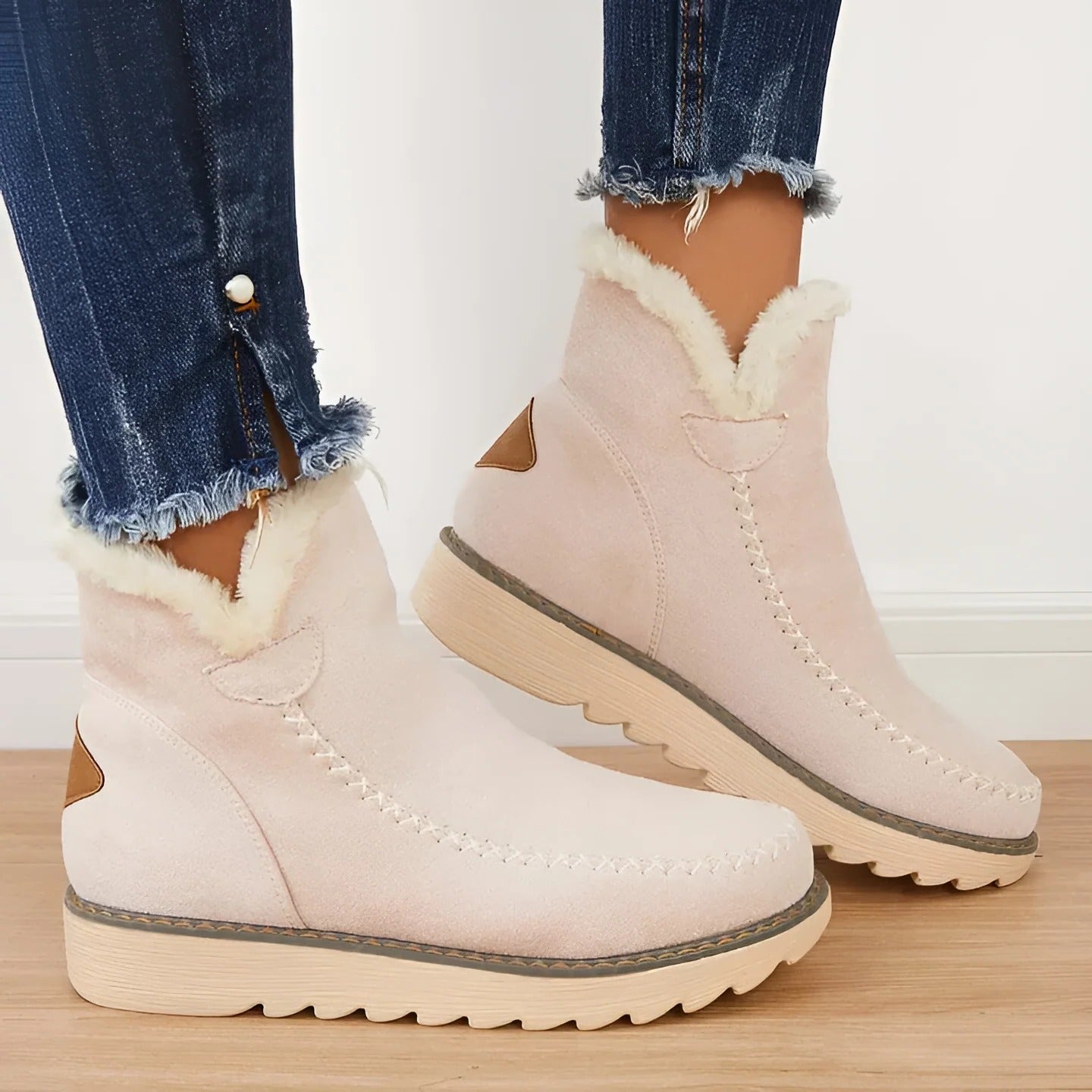 Comfortable Winter Boots with Insulated Warmth and Support