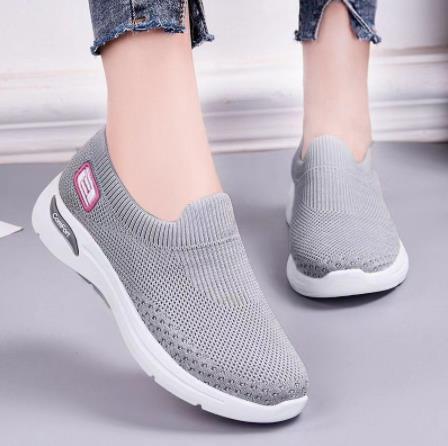 Everyday Comfort Women's Sneakers with Soft Cushioned Soles