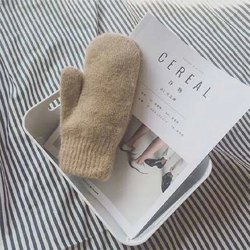 Luxurious Knit Winter Gloves for Women