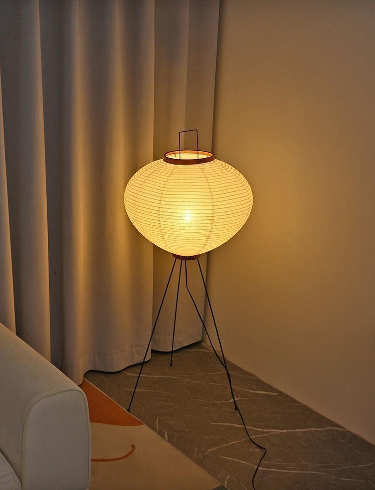 Taavita Lamp - Japanese Rice Paper Floor Lamp for a Cozy and Elegant Living Atmosphere