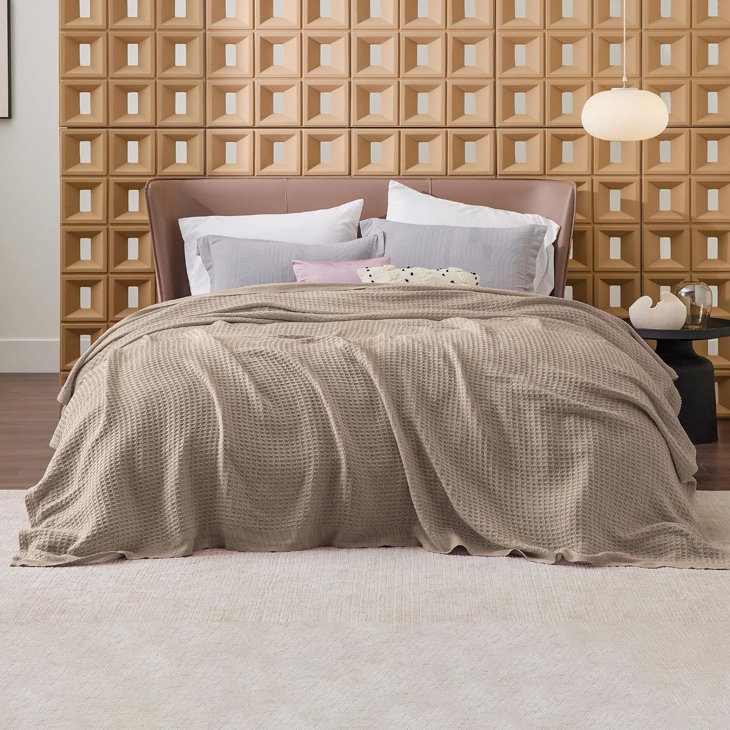 Queen Blanket Made of 100% Cotton with Cooling Waffle Weave for Summer