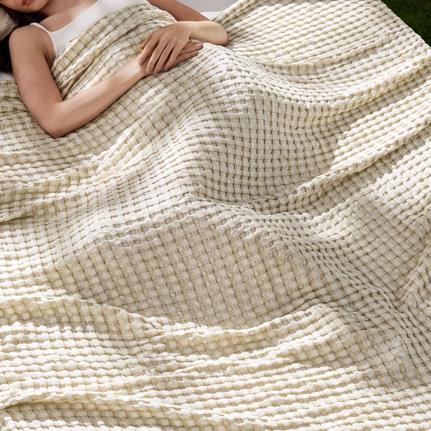 Lightweight Cotton and Bamboo Cooling Waffle Blanket - Queen Size Summer Throw