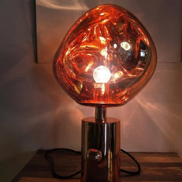 Sculpted Glow Table Lamp – Unique Ambient Lighting Design