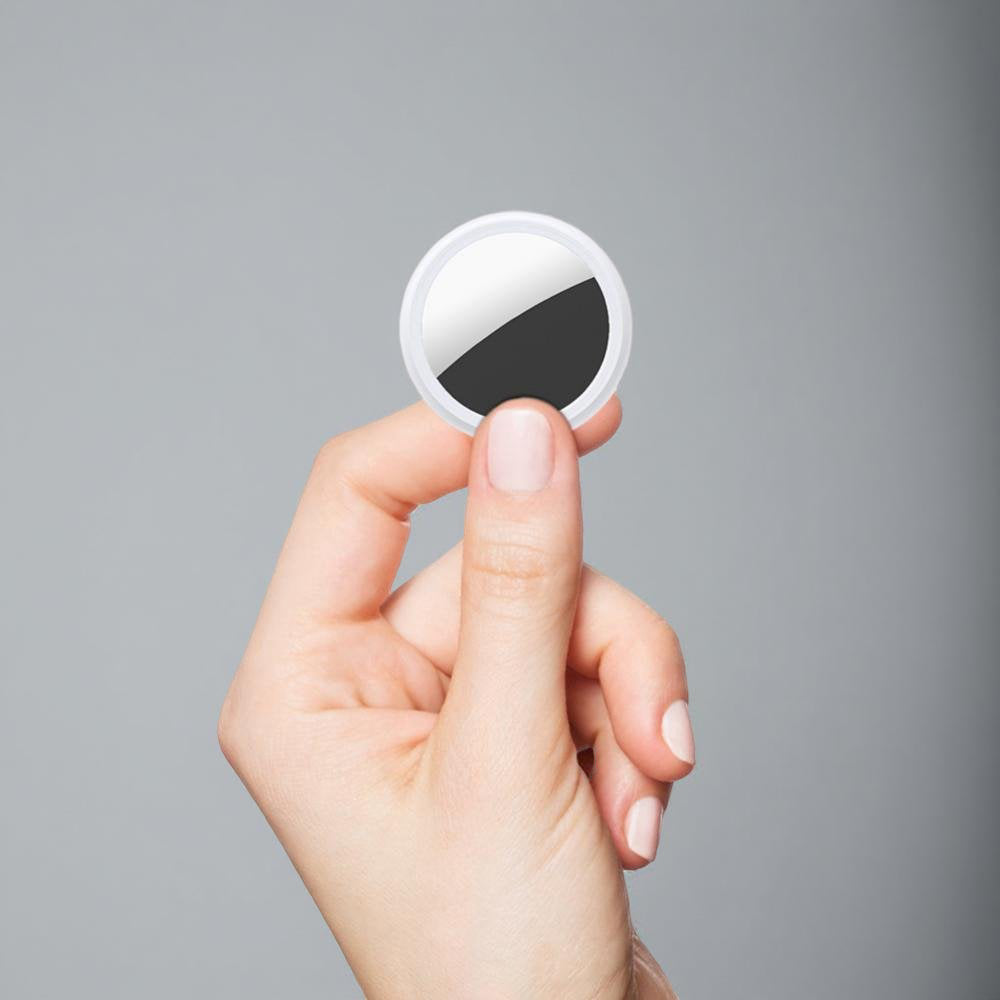 Smart Tracker: Bluetooth Locator for Essentials and Luggage
