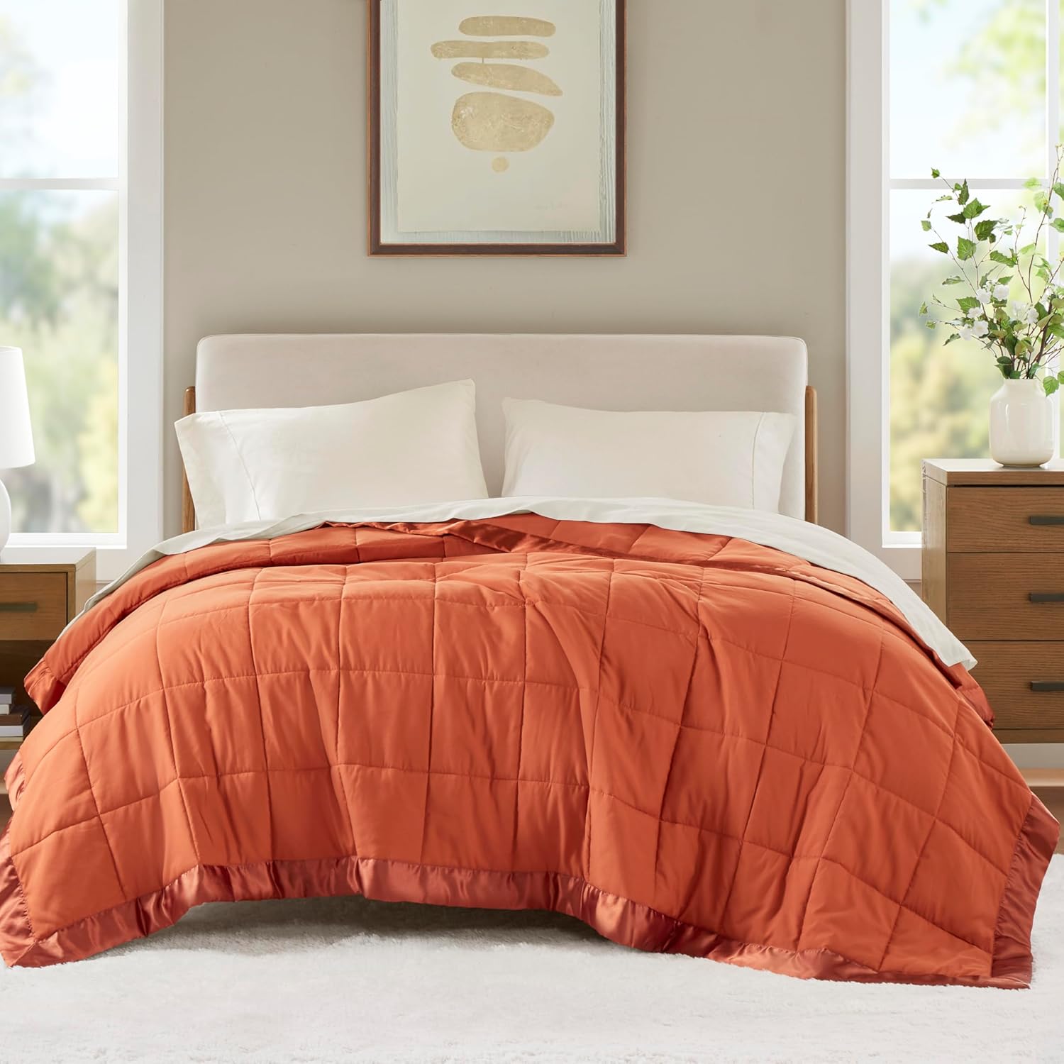 Lightweight Down Alternative Blanket with Moisture-Wicking – All Season Bed Cover with Satin Trim