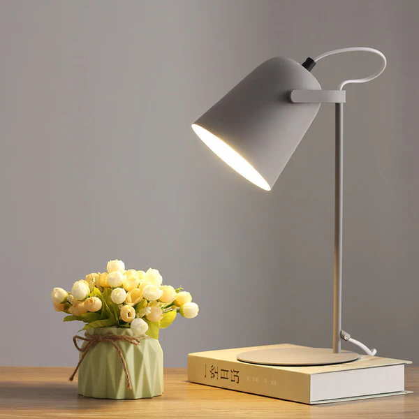 Creative Table Lamp in Iron Bucket Design with Nordic Macaron Colors