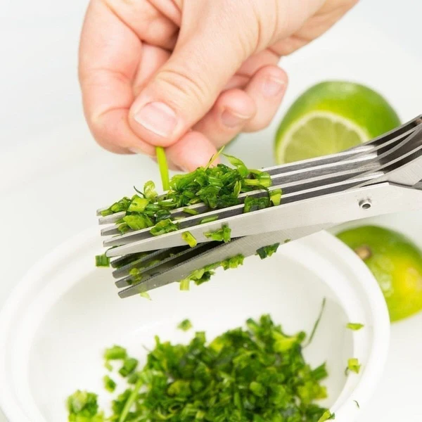 Multi-Blade Kitchen Herb Chopper for Effortless Slicing
