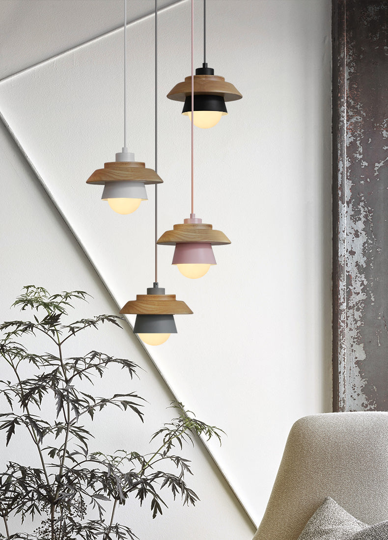 Wooden Pendant Light in Nordic Style
