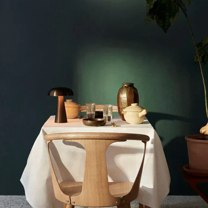 LED Table Lamp in Mushroom Shape – Wireless Design