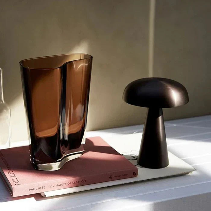 LED Table Lamp in Mushroom Shape – Wireless Design