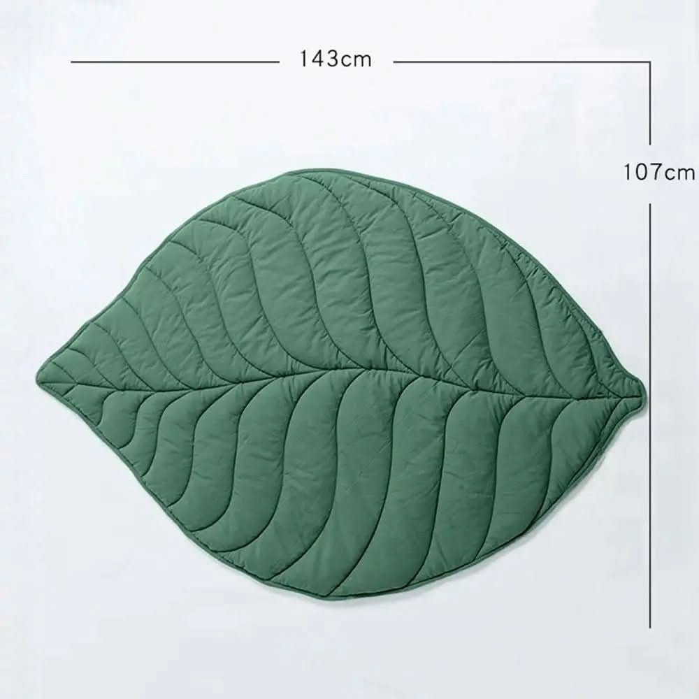 CozyLeaf Pet Blanket: Plush and Stylish Comfort for Dogs