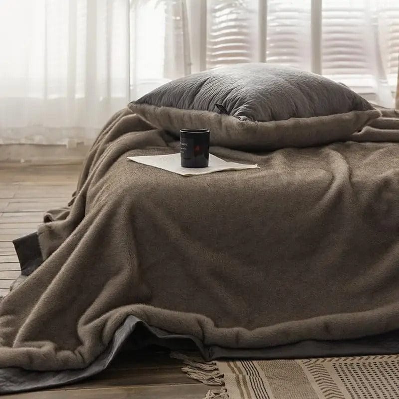 Luxurious Taavita Blanket for Ultimate Comfort
