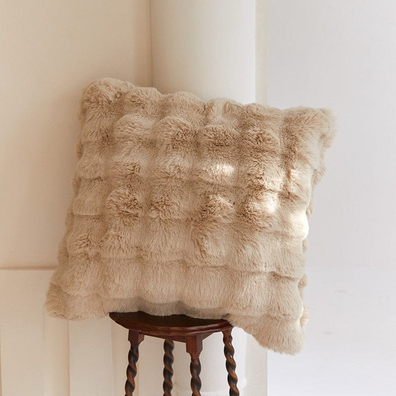 Transforming Faux Fur Blanket – Fluffy and Warm