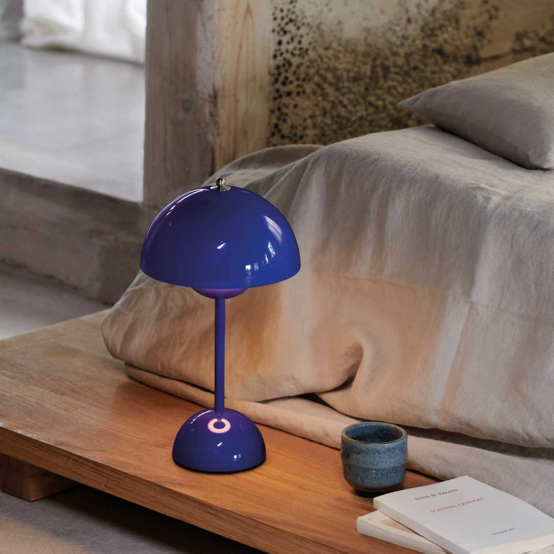 Adjustable Wireless, Dimmable LED Table Lamp